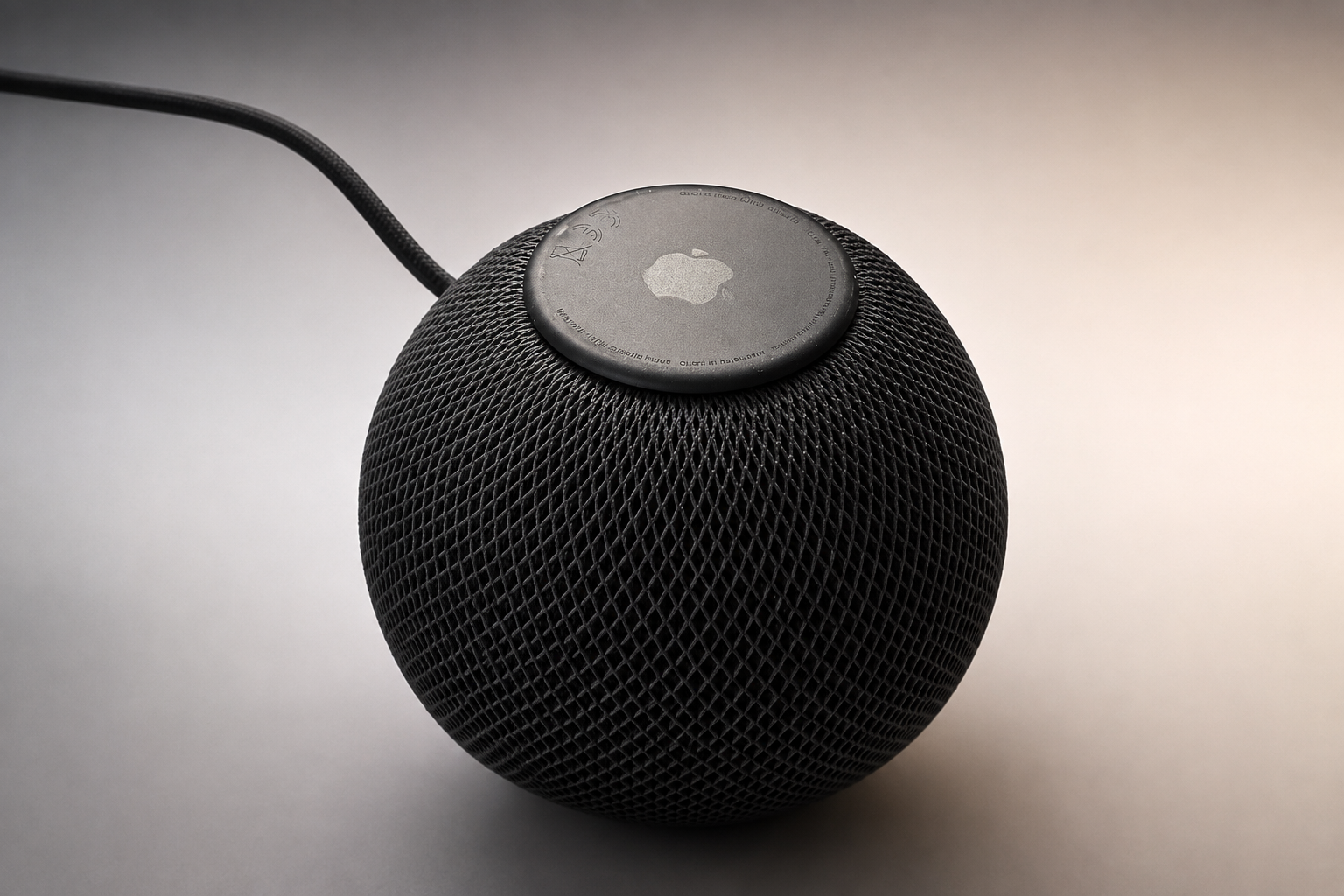 Cómo reparar el «toque fantasma» de un HomePod mini desconectando la pantalla táctil