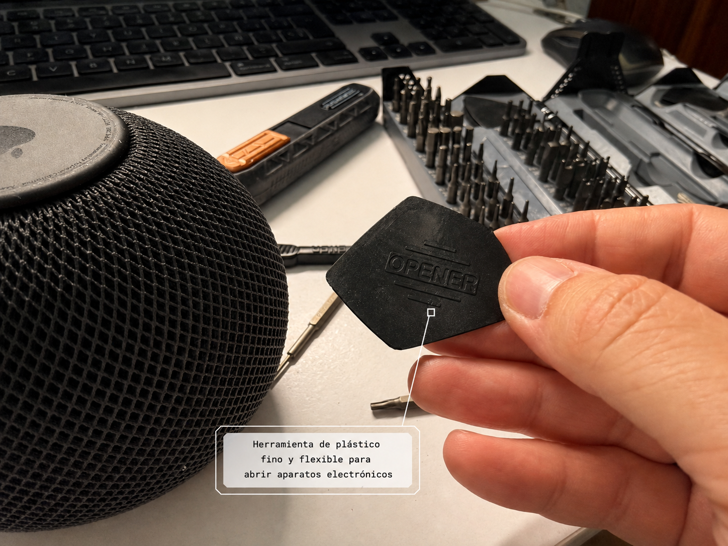Herramienta de plástico flexible para despegar la base